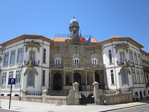 Município de Gaia constitui-se como assistente do processo