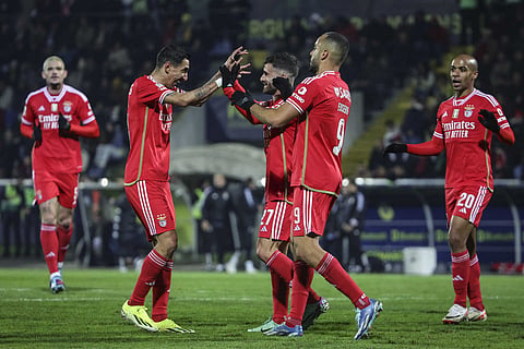 Benfica distancia-se do FC Porto voando nas asas de Rafa Silva