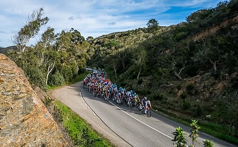 Volta ao Algarve: Evenepoel procura fazer história e prolongar idílio com Portugal