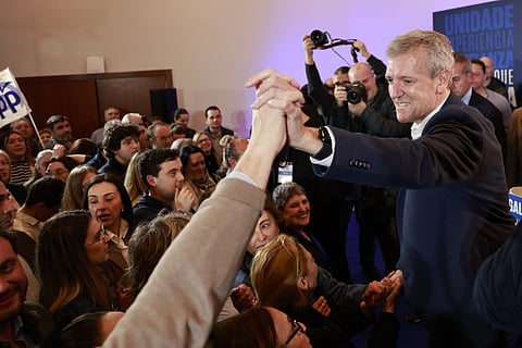 Alfonso Rueda comemora a vitória.