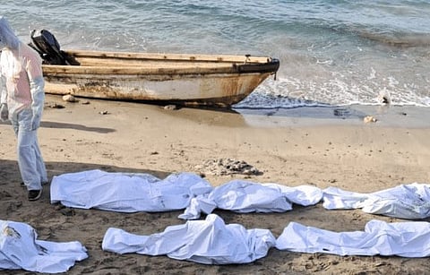 Barco com corpos de 14 africanos encontrado junto à República Dominicana
