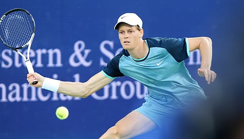Tenista italiano Jannik Sinner, nº1 do ranking ATP, , venceu o Open de Cincinnati, nos Estados Unidos, esta segunda-feira.
