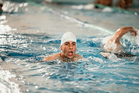 Após a recruta os grumetes iniciam a formação na Escola de Tecnologias Navais onde têm aulas em várias áreas.