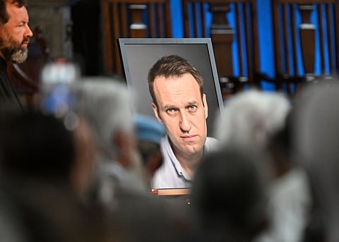 UE insiste que Rússia investigue envenenamento de Navalny com "total transparência"