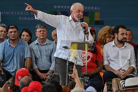 Quatro presos conseguiram escapar da cadeia e essa situação está a provocar embaraços ao Governo de Lula.