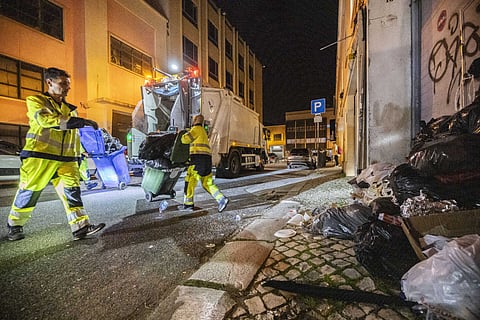 Cantoneiros: “Só custam os primeiros dois dias. Depois, o cheiro entranha-se”.