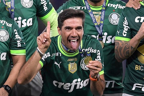 Treinador Abel Ferreira entre os finalistas do troféu Rei da América