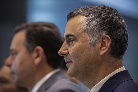 Ministro da Educação desconhece caso de agressão a criança nepalesa e reforça obrigação de denúncia