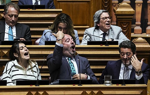 Deputados do Chega trocaram insultos com as demais bancadas.