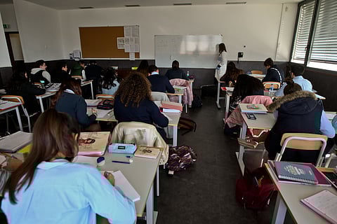 Disciplina de cidadania. Esquerda fala em retrocesso na educação sexual e critica “amarras ideológicas”