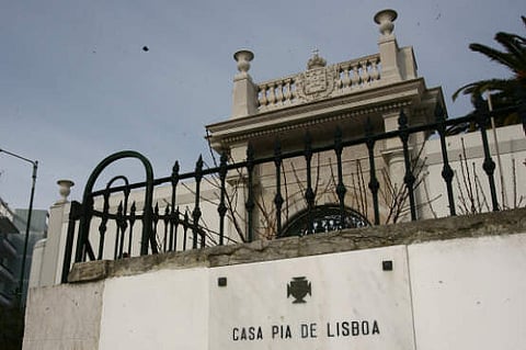 Tesoureira da Casa Pia acusada de se apropriar de mais de 11 mil euros