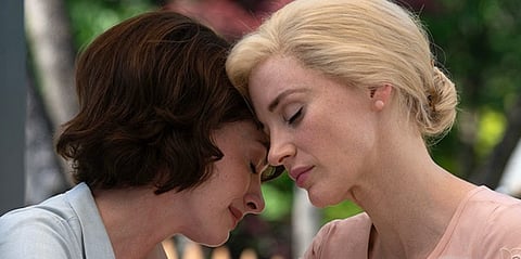 Anne Hathaway e Jessica Chastain: no labirinto da inocência e da culpa