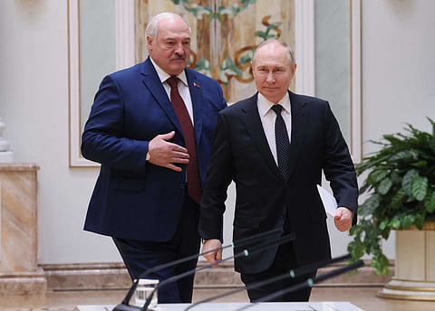 Lukashenko avisa que a Rússia usará armas nucleares se NATO atacar Bielorrússia