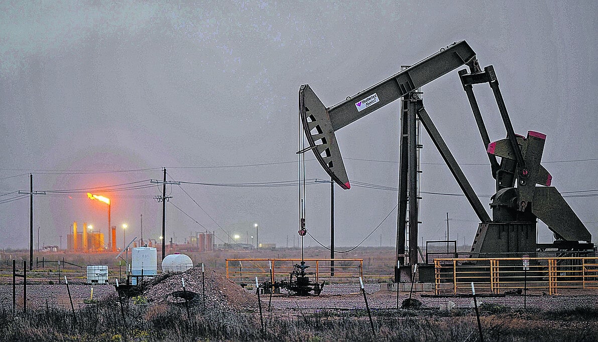 Petróleo dispara 16�sde o início da semana após Trump anunciar portagem em Ormuz
