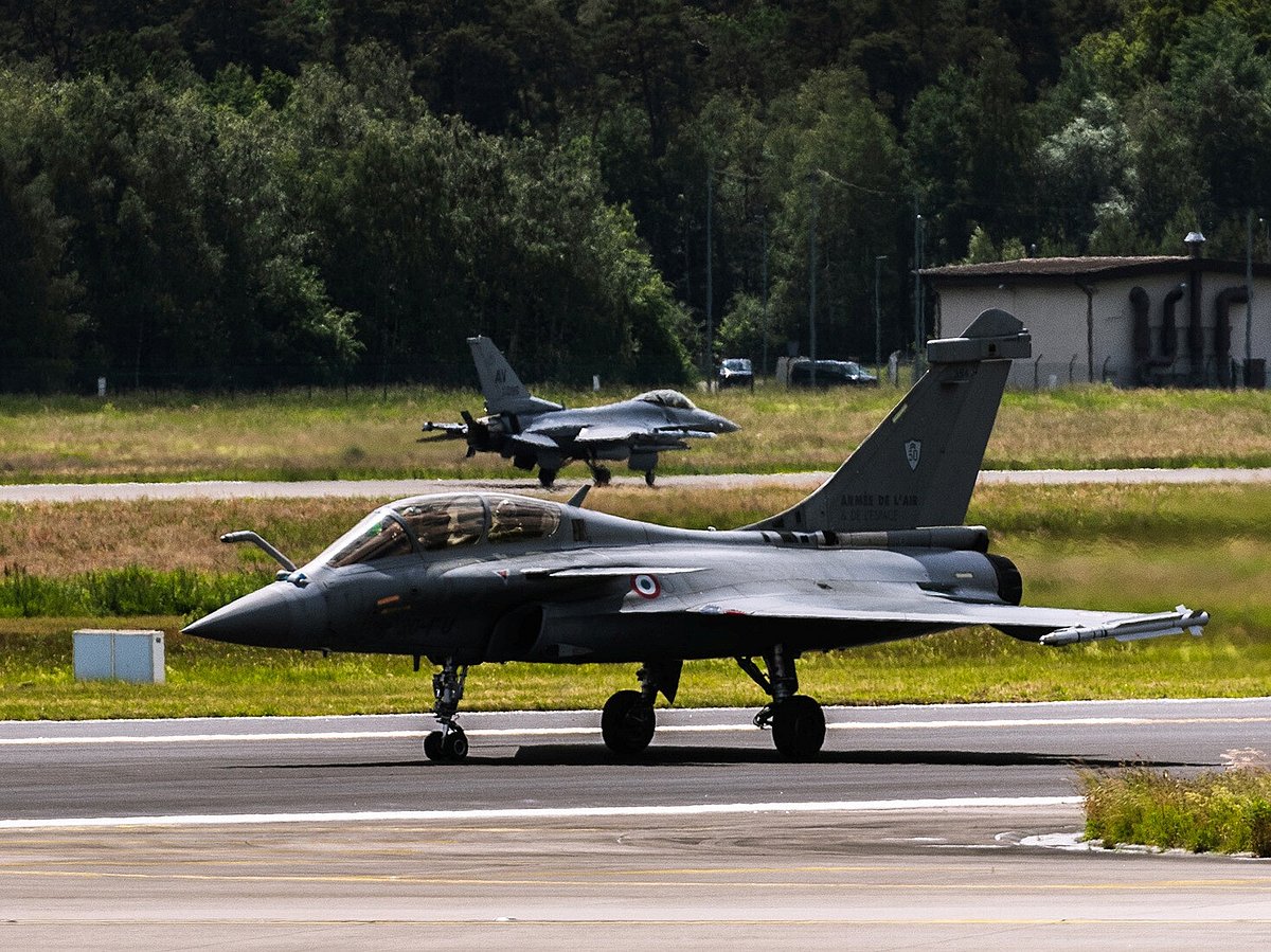 Defence: Trump’s threats prompt presidential candidates to call for European autonomy