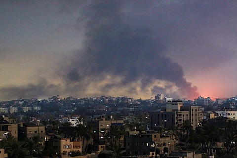 O ataque israelita da madrugada de sábado em Al-Zawaida matou 15 pessoas da mesma família.