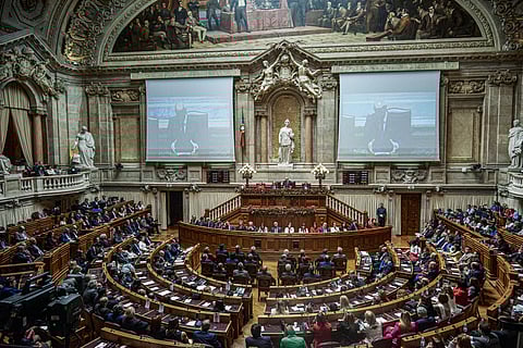 Os onze partidos sem assento parlamentar debatem esta terça-feira entre si, com o objetivo de chegar a um lugar no hemiciclo.