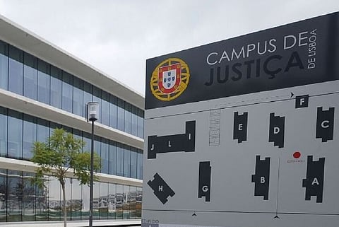 Tribunal envia para julgamento todos os arguidos do caso das golas antifumo