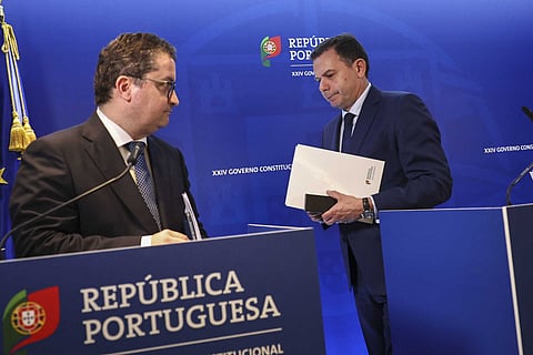 Ministro das Finanças, Miranda Sarmento, e o primeiro-ministro, Luís Montenegro.