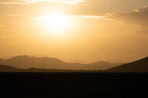Temperaturas vão chegar aos 42 graus. Todo o país em risco muito elevado de exposição à radiação UV e 11 distritos em alerta laranja