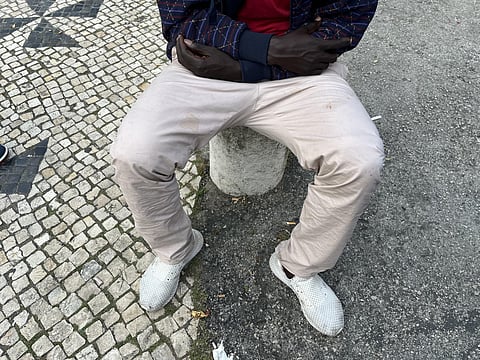 Jovens vieram do Senegal e estavam desabrigados em Lisboa há dois meses.