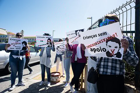 Protesto em Vila Nova de Gaia, em 2022, contra cortes nos subsídios de educação especial. ANDRÉ ROLO/GLOBAL IMAGENS