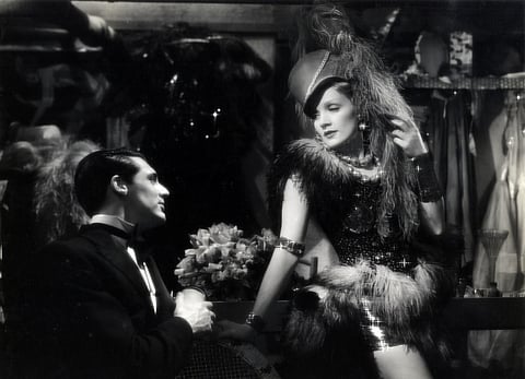 Marlene Dietrich e Cary Grant em A Vénus Loira (1932).