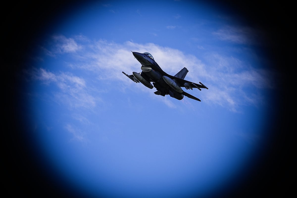 Portuguese Air Force F-16s to fly over several regions to wish people a Merry Christmas