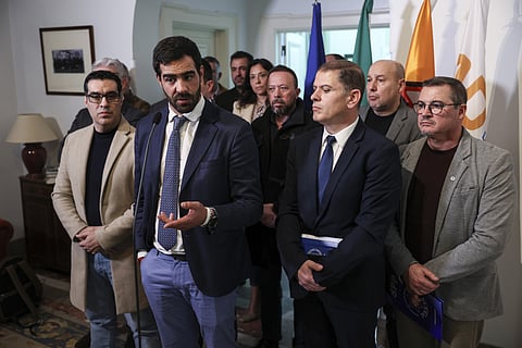 O porta-voz da plataforma da PSP e GNR, Bruno Pereira (ao centro).  MIGUEL A. LOPES/LUSA