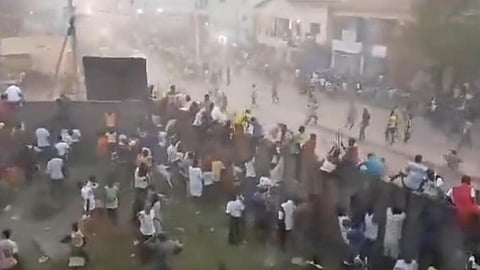 Tragédia em jogo de futebol na Guiné-Conacri faz dezenas de mortos