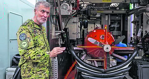 Almirante Gouveia e Melo mostra drone submarino em Sesimbra no âmbito do REPMUS24.