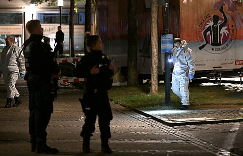 Polícia prende suspeito de 15 anos por alegada ligação a ataque com faca na Alemanha