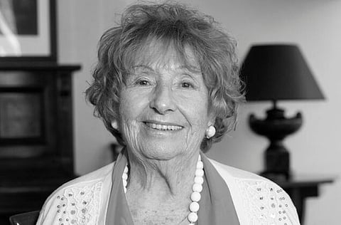 Atriz de teatro Nina Monteiro morre aos 92 anos