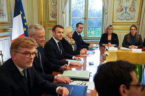 Emmanuel Macron presidiu ontem ao primeiro Conselho de Ministros do novo governo francês.
