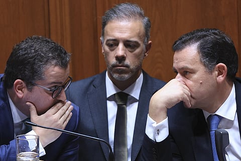 IL acusa Governo de "fazer igual ao PS" na redução do IRS e Bloco fala em embuste