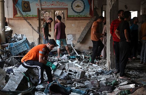 Defesa Civil de Gaza acusa Israel de ataque a escola que matou pelo menos 10 palestinianos