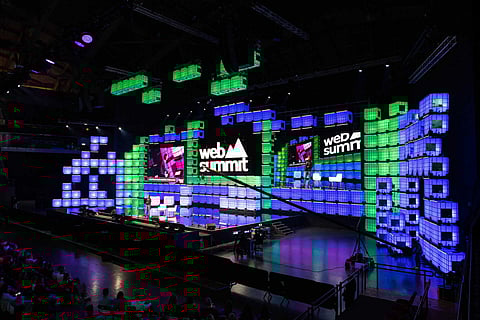 É possível ter futuro global com IA desde que não se tenha "arrogância de Ícaro", diz o presidente do Future of Live Institute