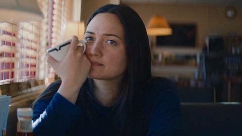 Lily Gladstone em "The Unknown Country", o rosto conhecido deste "Outsiders".