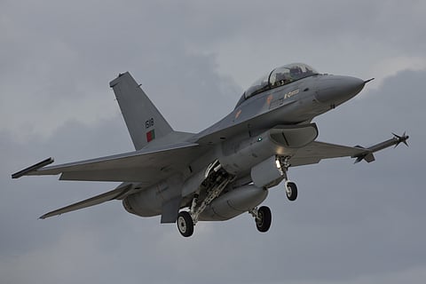 Caças F-16 da Força Aérea vão sobrevoar céus de Portugal continental no tradicional voo de Natal