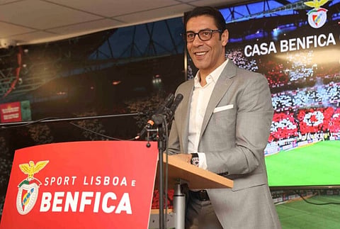 Presidente do Benfica esteve na casa do clube em Genebra.