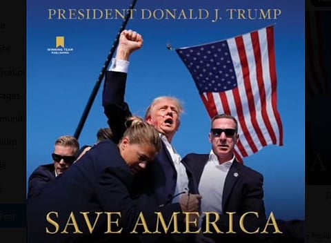 A foto de Trump após a tentativa de assassinato foi a escolhida para a capa do livro "Save America"