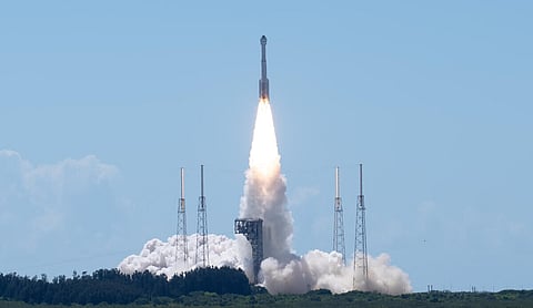 Fabricante de aviões Boeing transporta pela primeira vez astronautas para o espaço