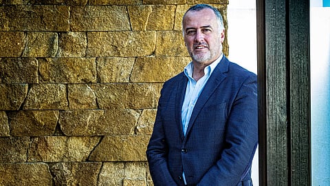 Hélder Mota Filipe diz ser urgente discutir-se como é que o SNS vai garantir que todos os doentes tenham acesso aos novos medicamentos. 