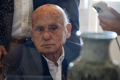 Governo decreta luto nacional para dia do funeral de Manuel Cargaleiro