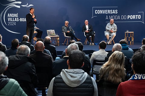 Villas-Boas ganha apoio de três heróis de Viena