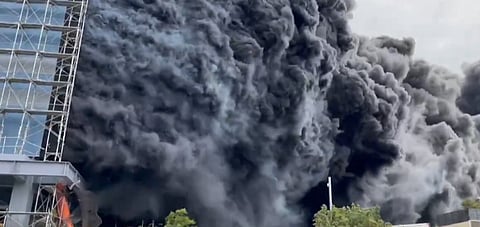 Incêndio em grande edifício em Taiwan mata nove pessoas