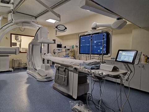 O Hospital de Faro dispõe deste angiógrafo topo de gama para tratar casos de AVC, complementado agora pelo angiógrafo de Portimão para patologias vasculares do restante corpo.