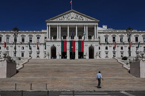 Deputados que são a voz do dono!