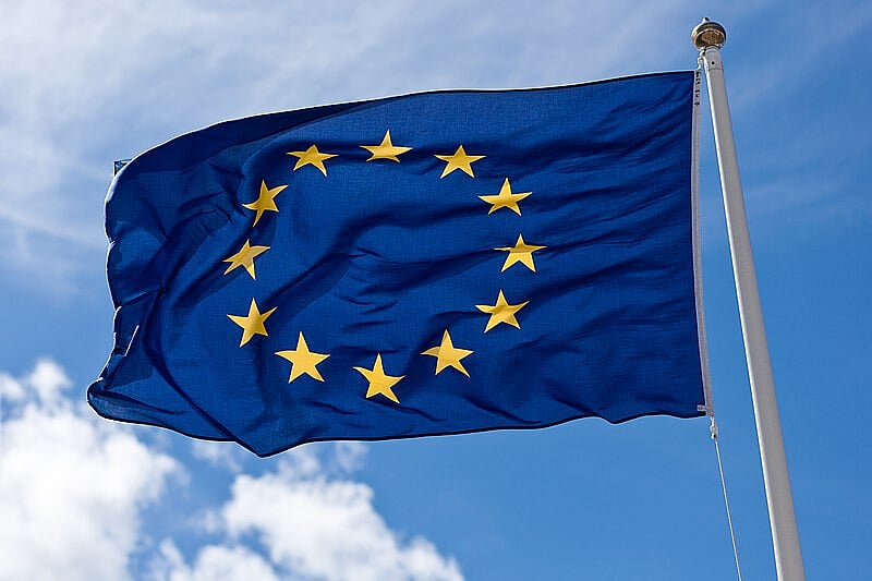 UE adota formalmente acordo comercial com México

