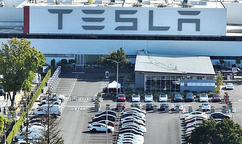 A Tesla corrigirá os erros através de atualizações de 'software' gratuitas